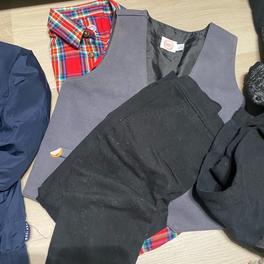 COPY - Lot: 3T bundle toddler boy clothes sweatsuits shirts pants